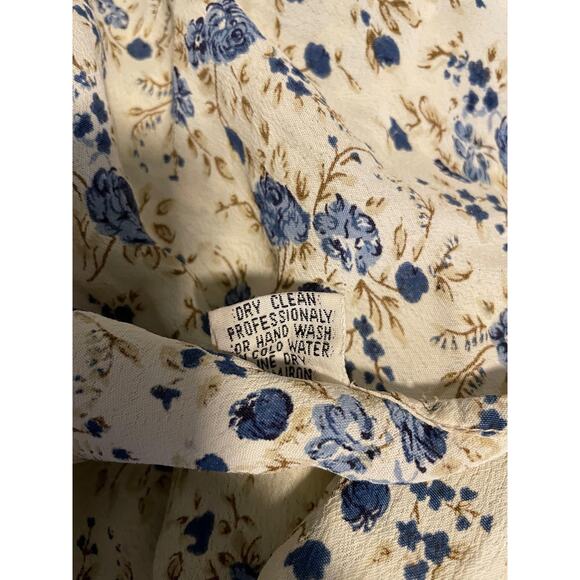 2 Of Us Dress Womens Medium Blue Floral Babydoll Short Sleeve Rayon Boho India - Picture 5 of 8